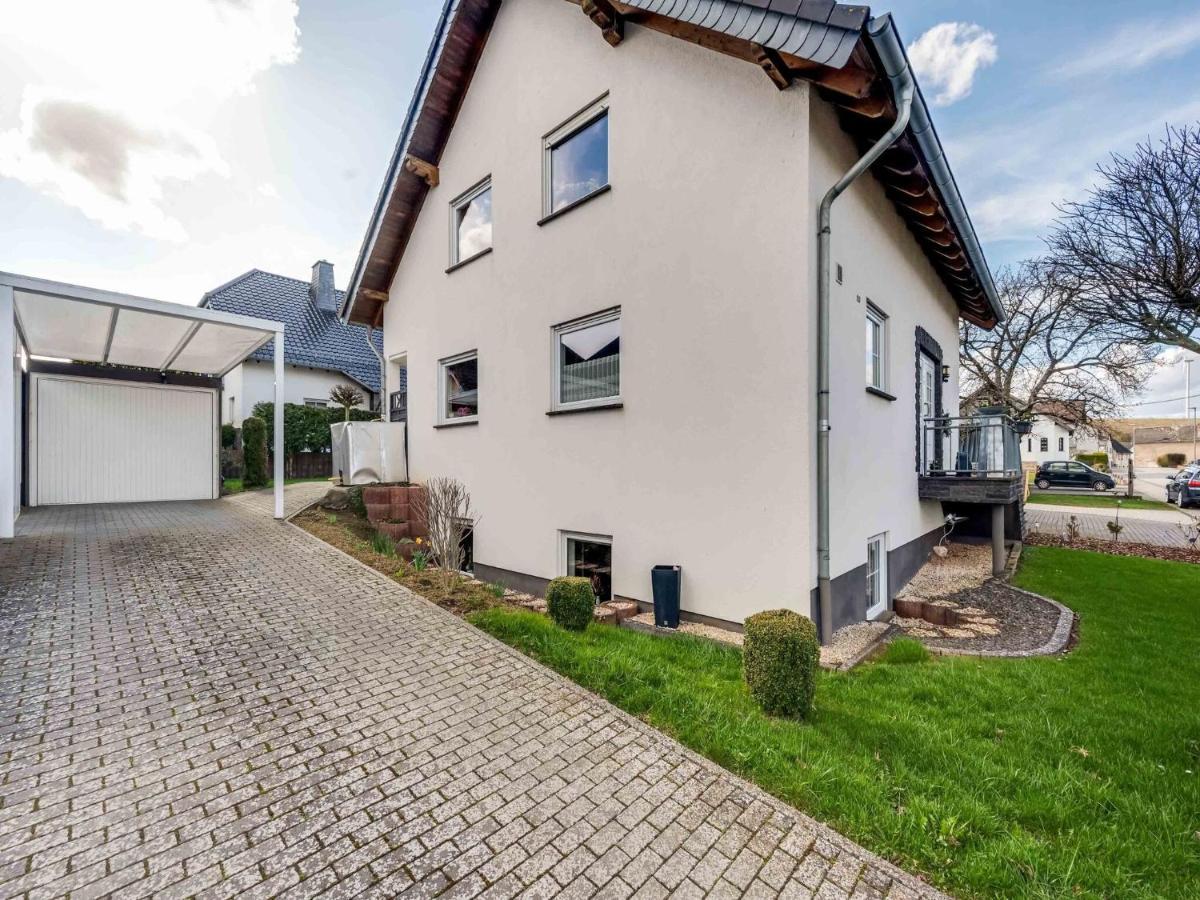Holiday Home In The Eifel-Mosel With Garden Roes Eksteriør bilde